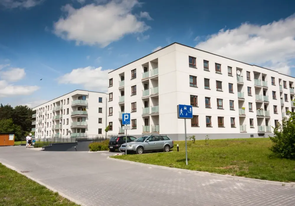 Ile zarabia prezes małej spółdzielni mieszkaniowej? Zaskakujące fakty!
