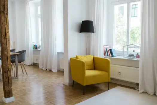 Ile kosztuje ubezpieczenie mieszkania w bloku? Sprawdź ceny i czynniki